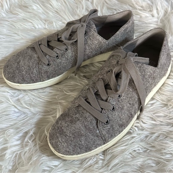 EILEEN FISHER 11 Clifton Felted Wool Sneakers in Koala Gray • Fall Winter Shoes - Picture 4 of 16